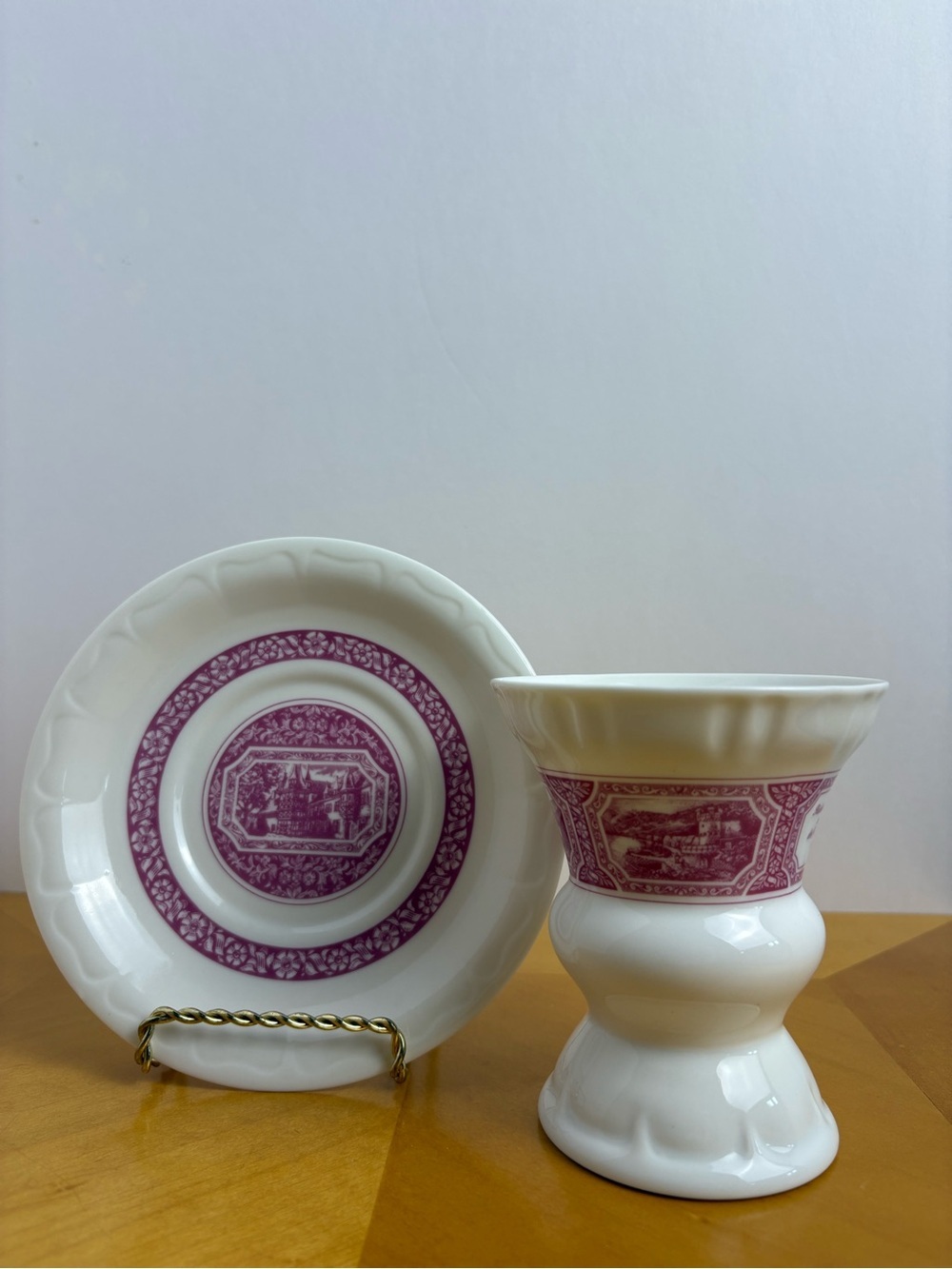 Vintage Heinrich Porcelain Rüdesheimer
Cup and Saucer Set-Recipe Card Included